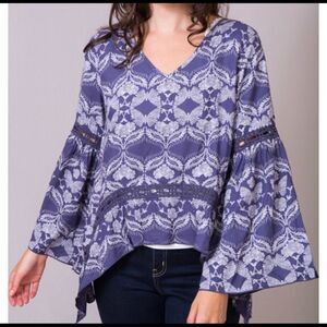 Patrons of Peace blue & white floral print BoHo flowy sleeve blouse SZ M